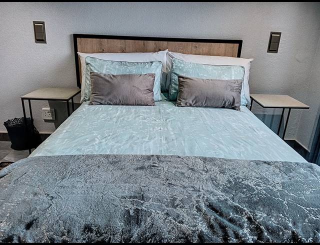 3 BEDROOM FLAT FOR SALE IN UMDLOTI BEACH